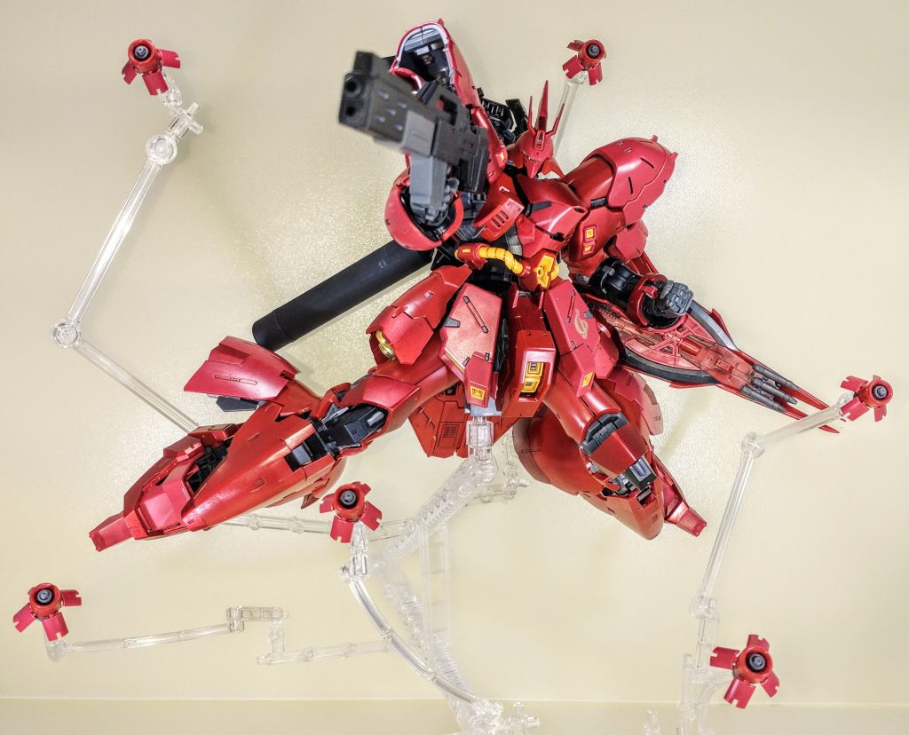 アクションベースに乗せて。ファンネルを飛ばしてのポーズも決まるので大満足です!