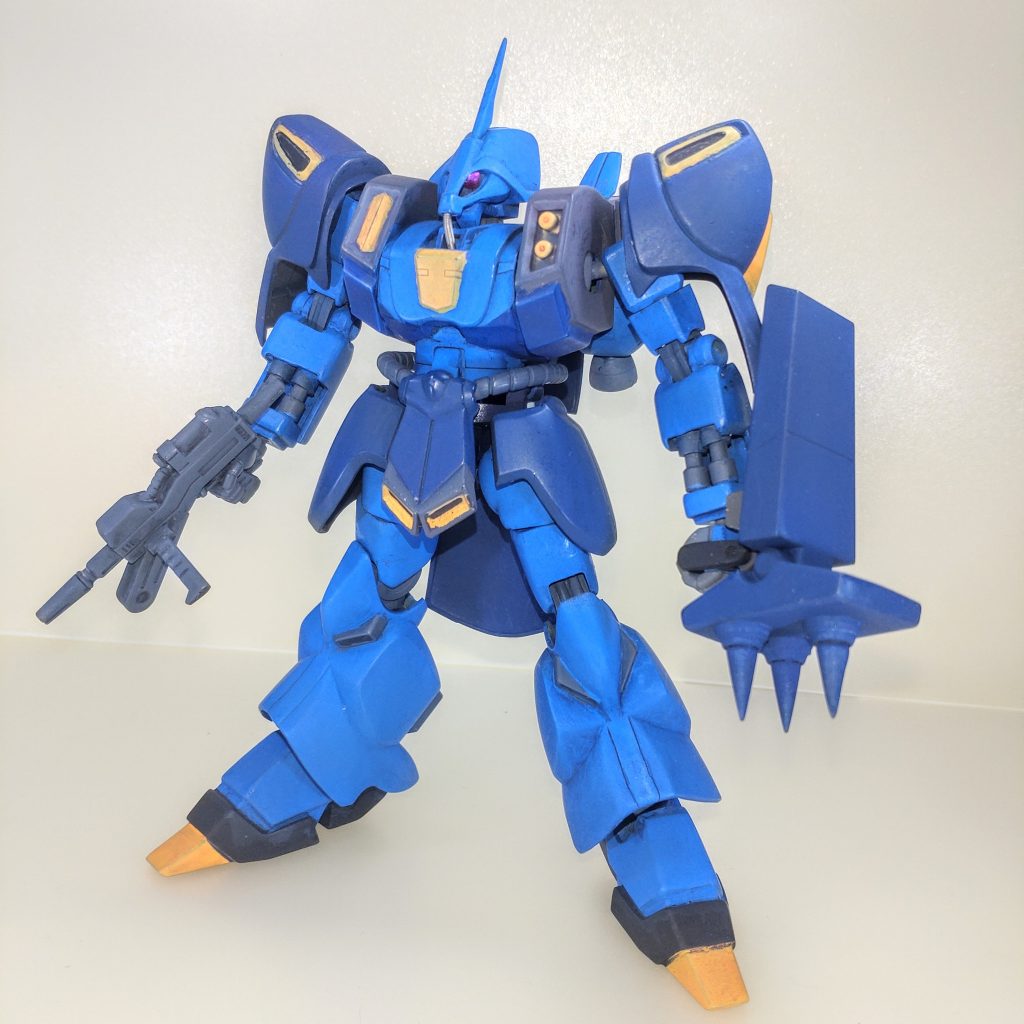 フル装備B。量産機なのでこういうバリエーションもあったのではと思い製作してみましたが、割と決まっているのではないかと思っています。