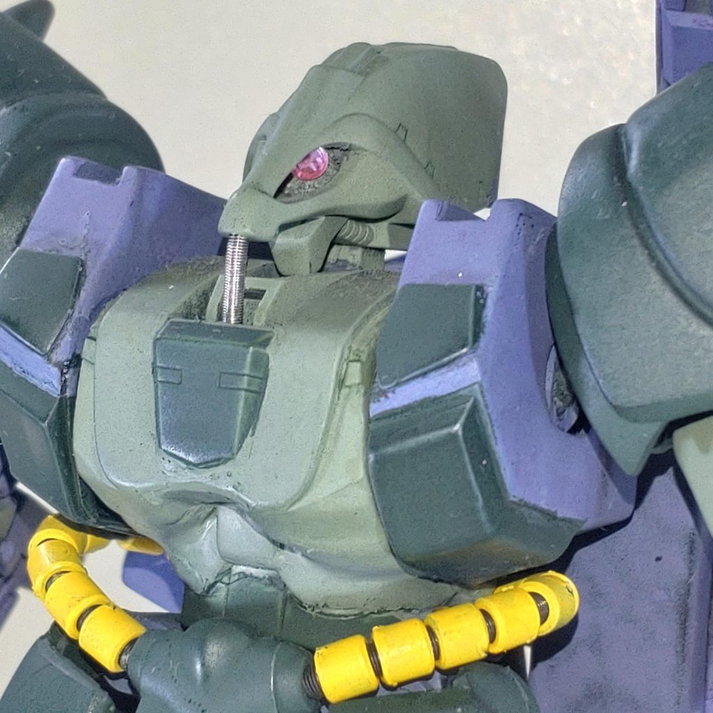 頭部・胴体。製作は前回と同様ですが、胴体内部にはhgジンのものに置き換えました。