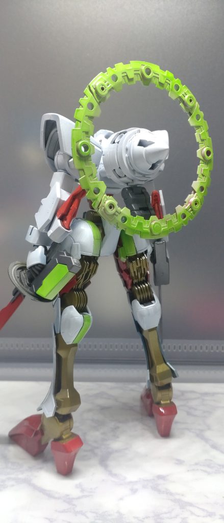 GUNDAM λευκον