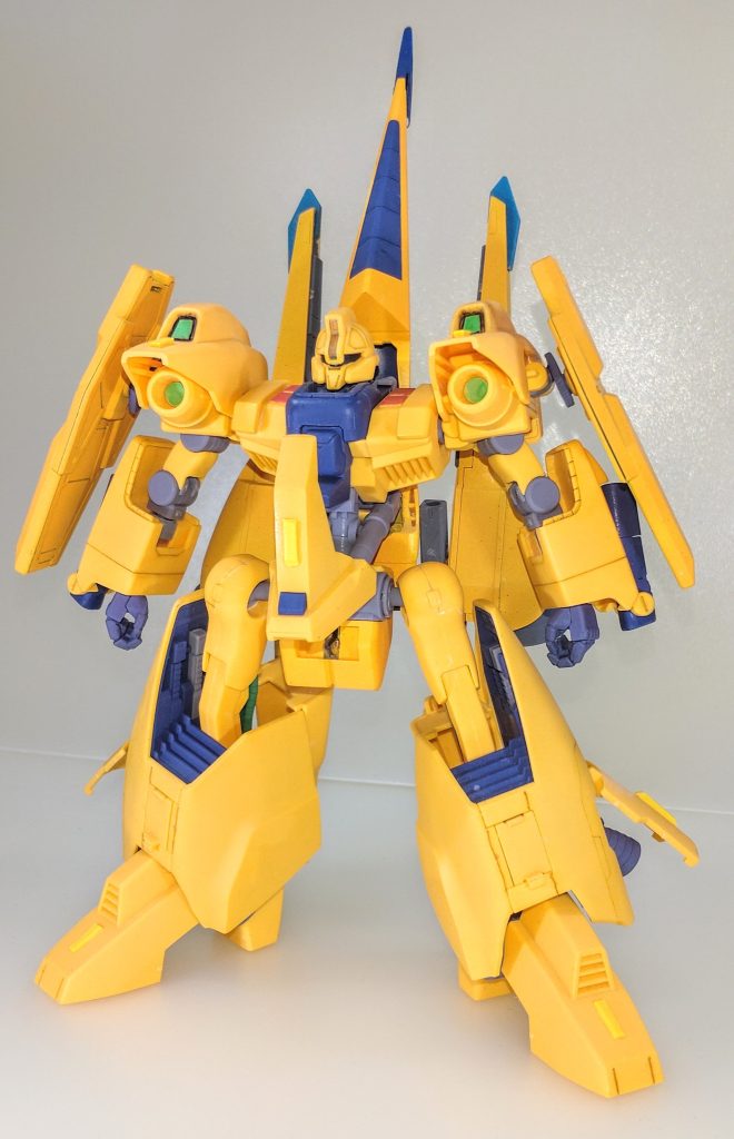 メタス重装改。こちらが追加パーツに換装後のメタスです。メタス重装型の要素を取り入れつつ、各ガンプラのパーツを用いて全体的に印象を変えることがこのキットの製作テーマだったりします。