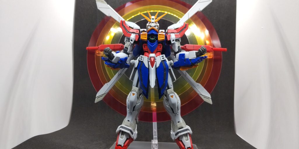 意外と大きいですねこのキット　赤いガンダムより大きいです