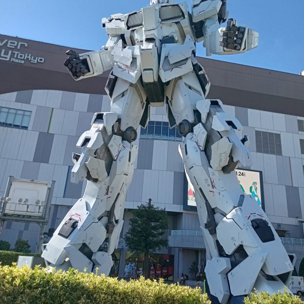THE GUNDAM BASE TOKYO