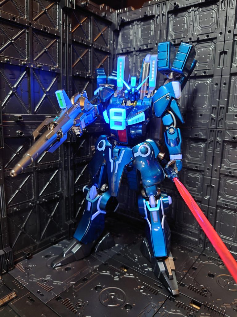 キャンディー塗装　ガンダムMk-V–3枚目/制作者：フィン工房