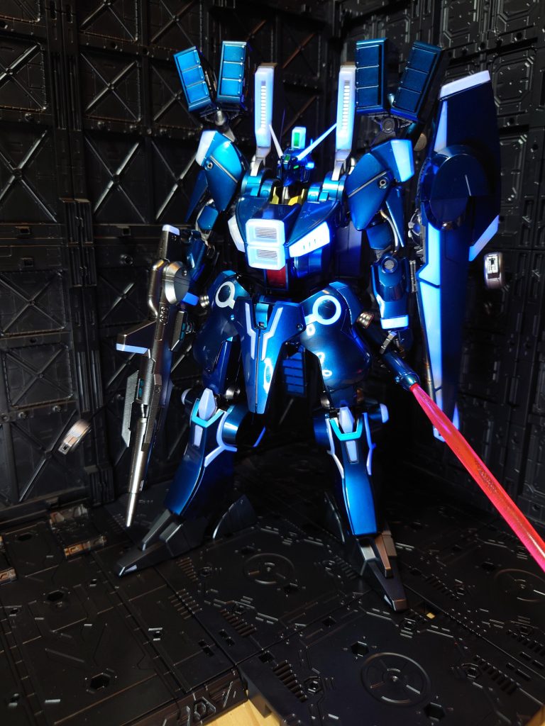 キャンディー塗装　ガンダムMk-V–5枚目/制作者：フィン工房