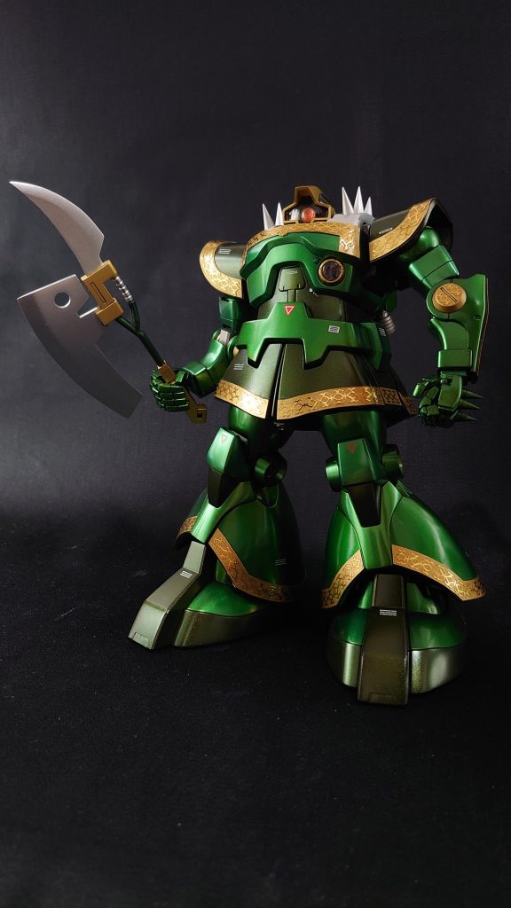 ヒートホークは大型化。今見ると、なんかバランス悪い気が…