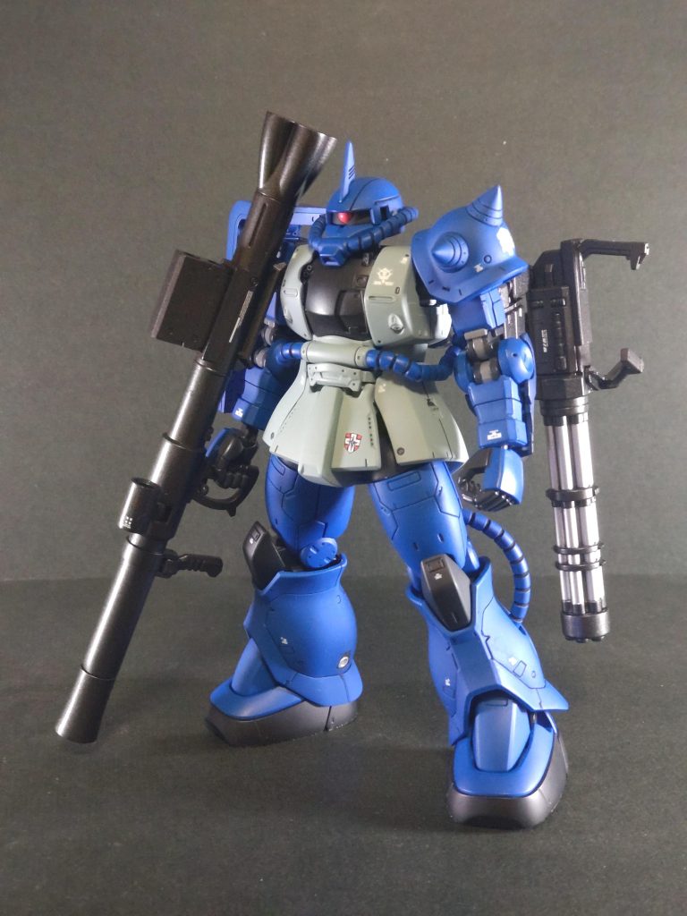 折角のペインティングモデルなのでランバ・ラル専用に塗装。カラーリングはMGのランバ・ラル専用ザクⅠを参考にしました。