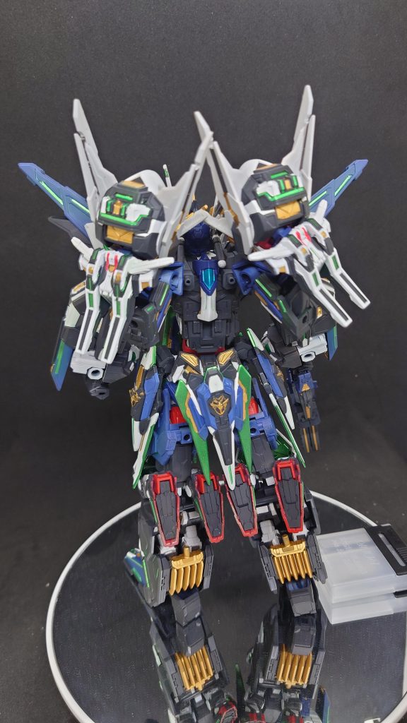 後ろ姿が見違えました！SDの足の裏もスカスカなのでプラバンで目隠し