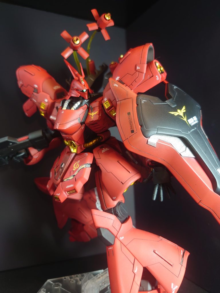 ファンネルの銃口部分のパーツは、ミニ四駆のハトメをそのまま使用されていた方がいらっしゃったので、真似させて頂きました。