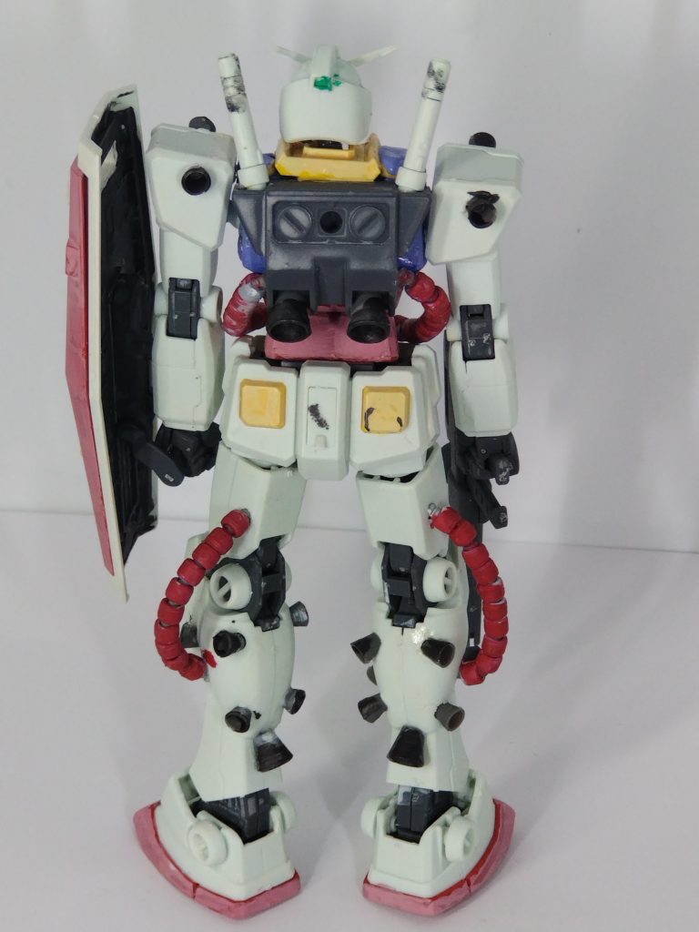 裏側は変わりませんね。