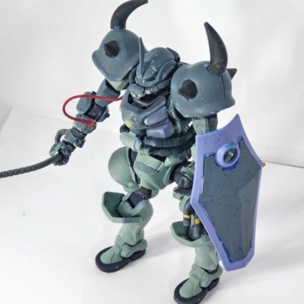 ザクとはあまり違わんのだよ（グフ