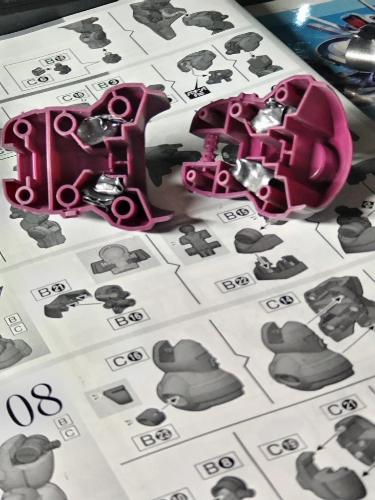 C16とC14の間にも板鉛を(前回は、すね部分だったが、今回はサイドの隙間に)