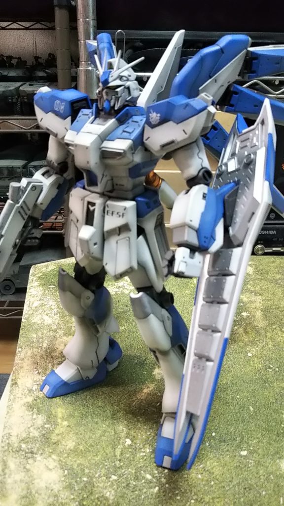 かっこいいのですがややかさばるデザイン💦