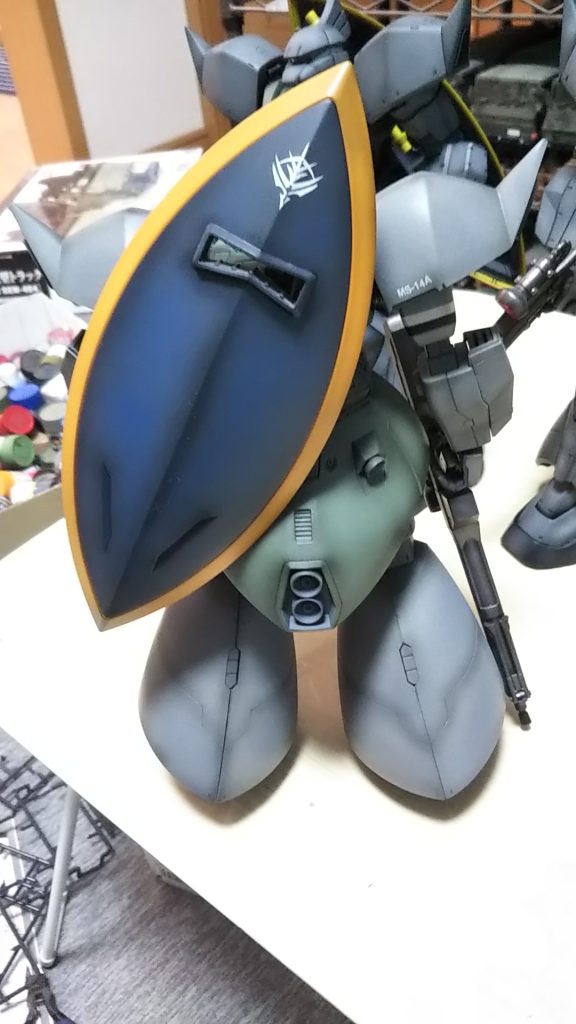 後ろ姿バーニアついたやつ、見た目は今風になったか？