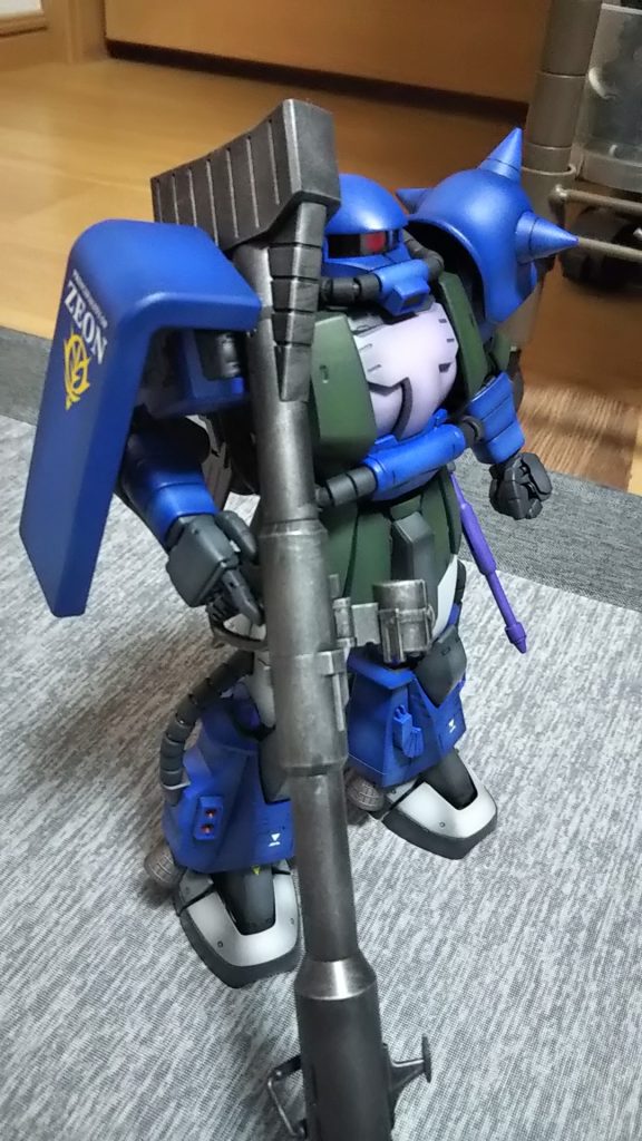 やはりバズが似合うかと💦まだガトーさんも悪夢ぢゃなく普通のエースだったと思いますが💦