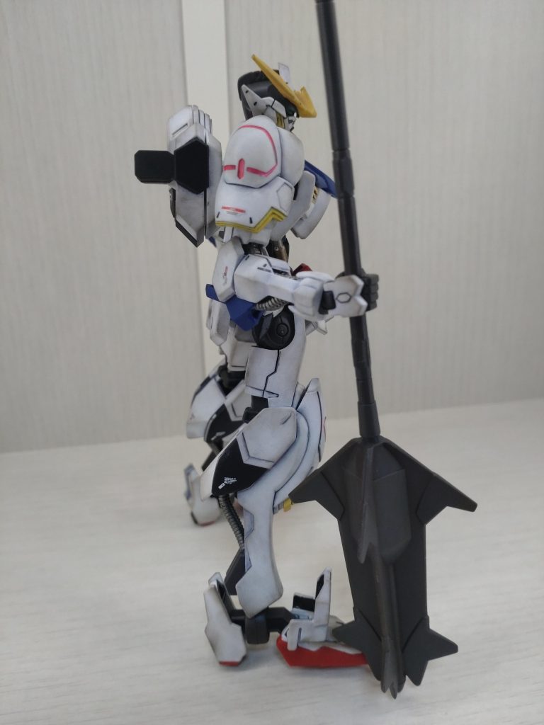 横から~