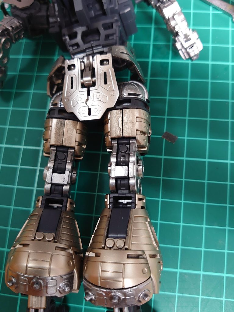 内部フレームはほぼ見えなくなるんですが性ですね・・・