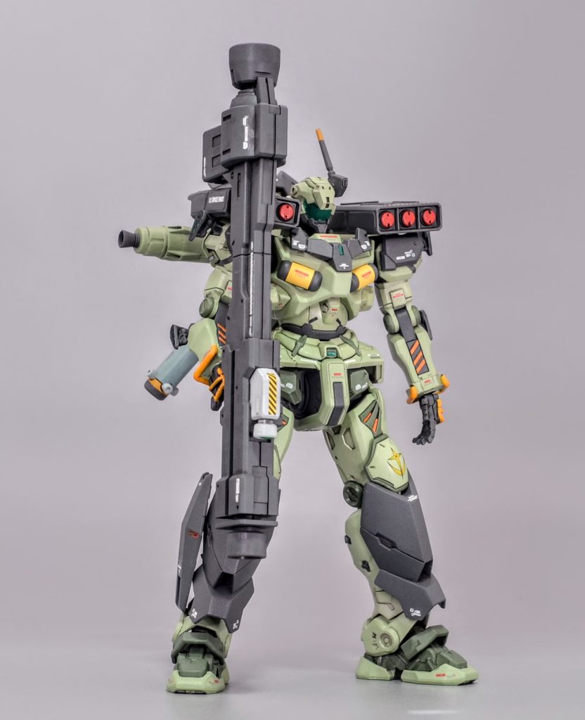 対艦攻撃を想定しているので大型のものを標準装備している設定です