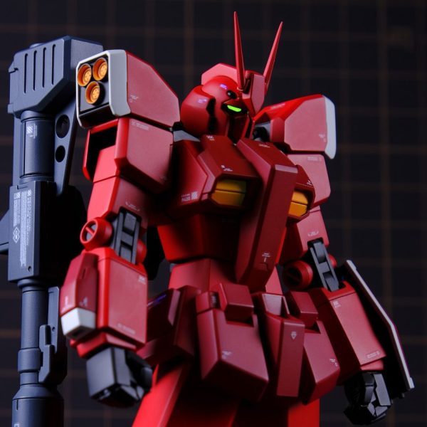 ガンダムアメイジングレッドウォーリア