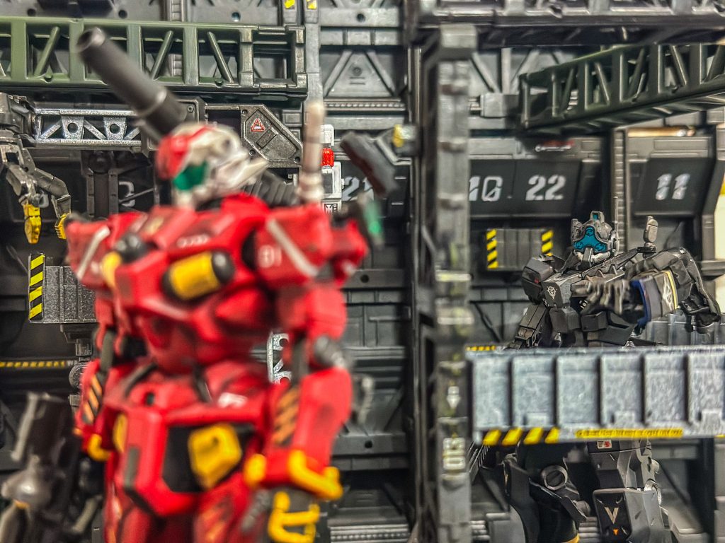 ※この後、作戦行動中のジオン公国軍の突撃機動軍潜入工作部隊（部隊名不明）に鹵獲されます