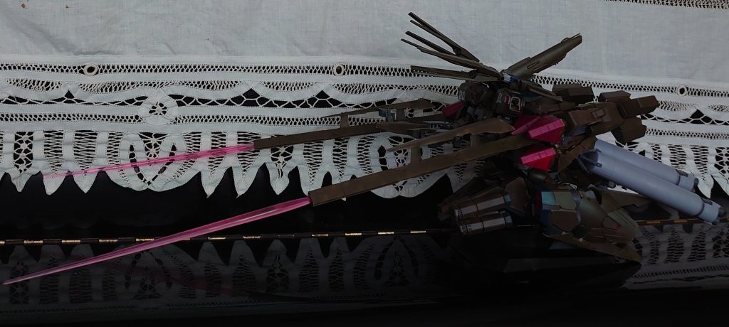 Sガンダム（フェネクスキャプチャード）–5枚目/制作者：アレス