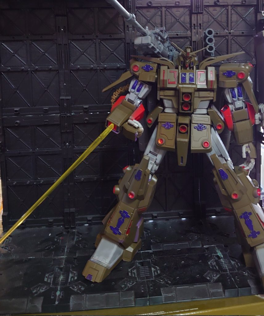 サイコガンダムマークⅡフルバースト–3枚目/制作者：アレス