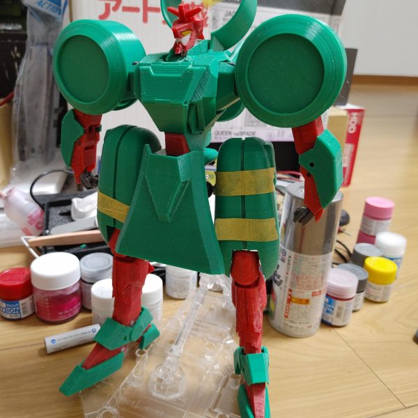 基本的な部品がほぼ揃いました(^-^)バランス確認しながら黄色の部品に取り掛かります。印刷が二色までなんで黄色のフイラメントに交換が面倒くさいので後回ししてました(^^;)（2枚目）