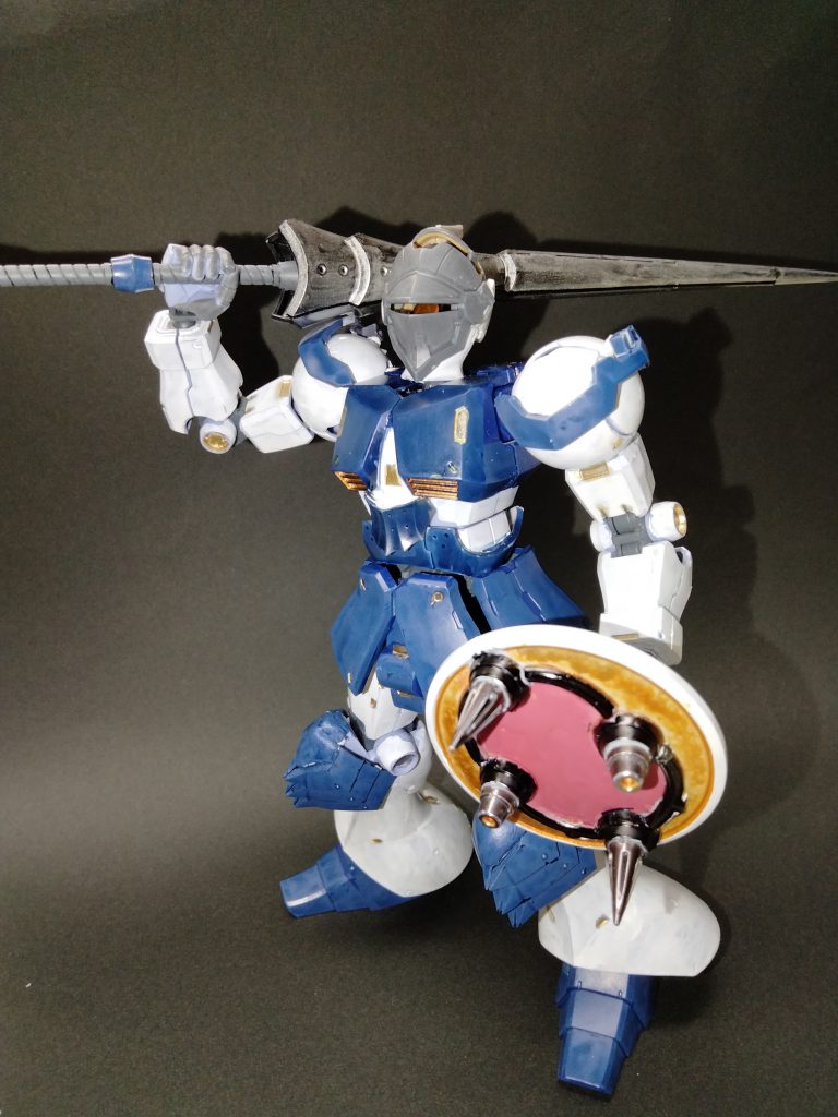 シールドも30MFのものに、ビーム砲とドリルミサイルを装備してます