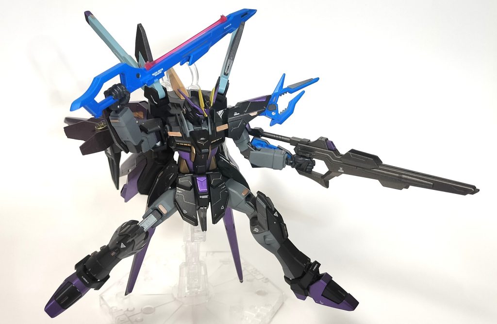 絶対的に近距離で戦うには不向きな機体ですね。