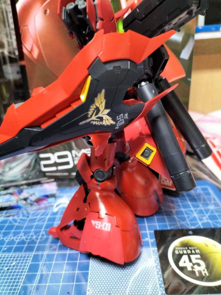 サザビー–3枚目/制作者：F90