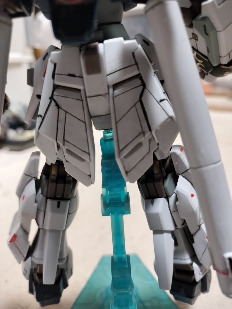 後ろもホリホリ