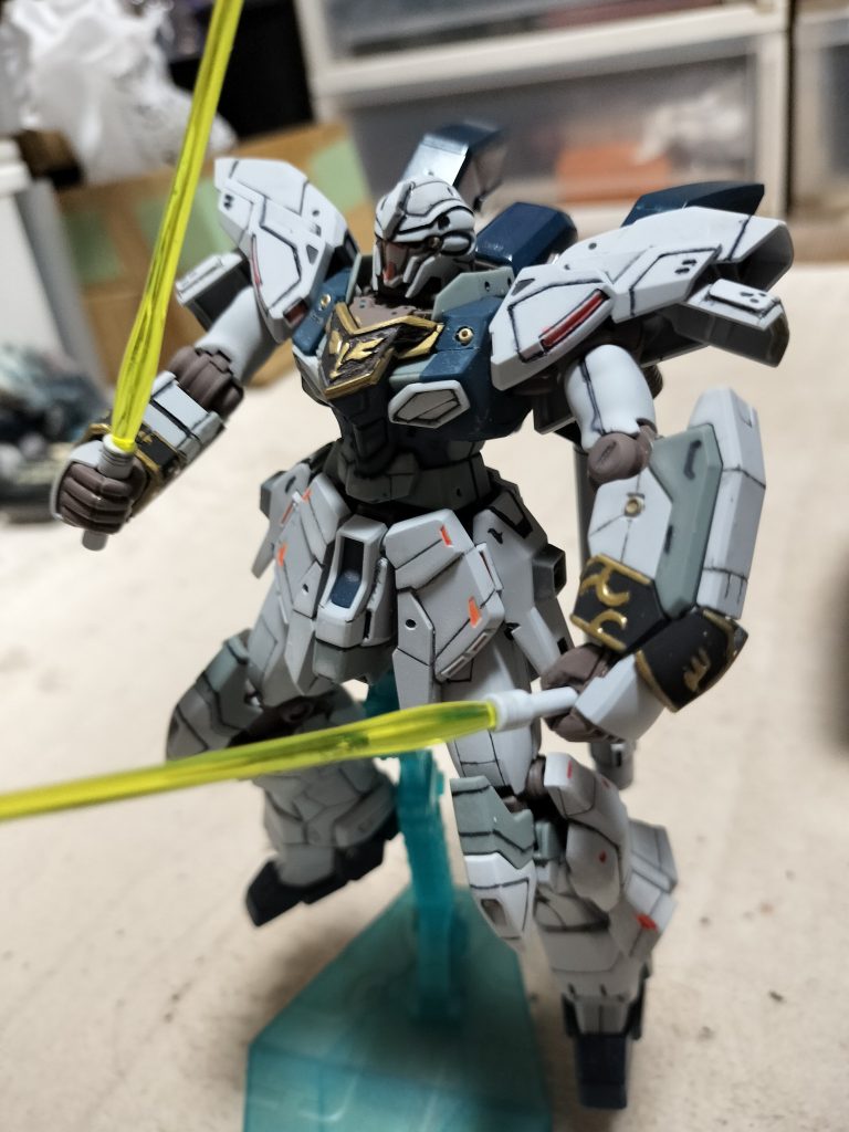 筋彫り練習–3枚目/制作者：REDREFRED