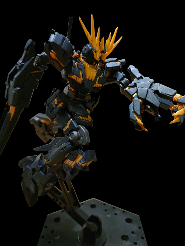 今回の改修はアンテナのシャープ化と両腕のアームドアーマーを重点的に行なっています