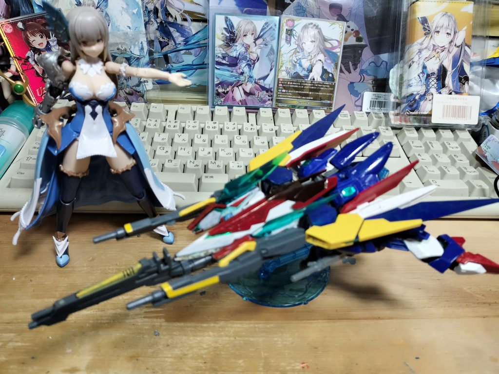 前上げたやっよりもバスタービームライフルが増えてます