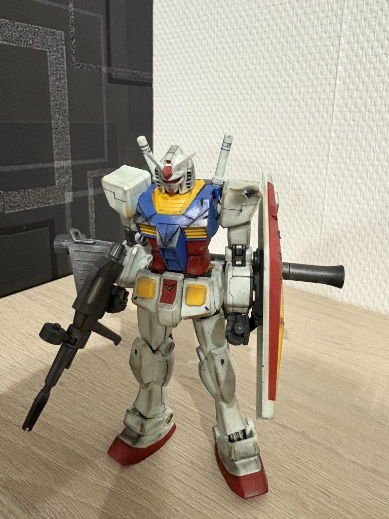 HGUCガンダム–2枚目/制作者：伊勢エビ太郎