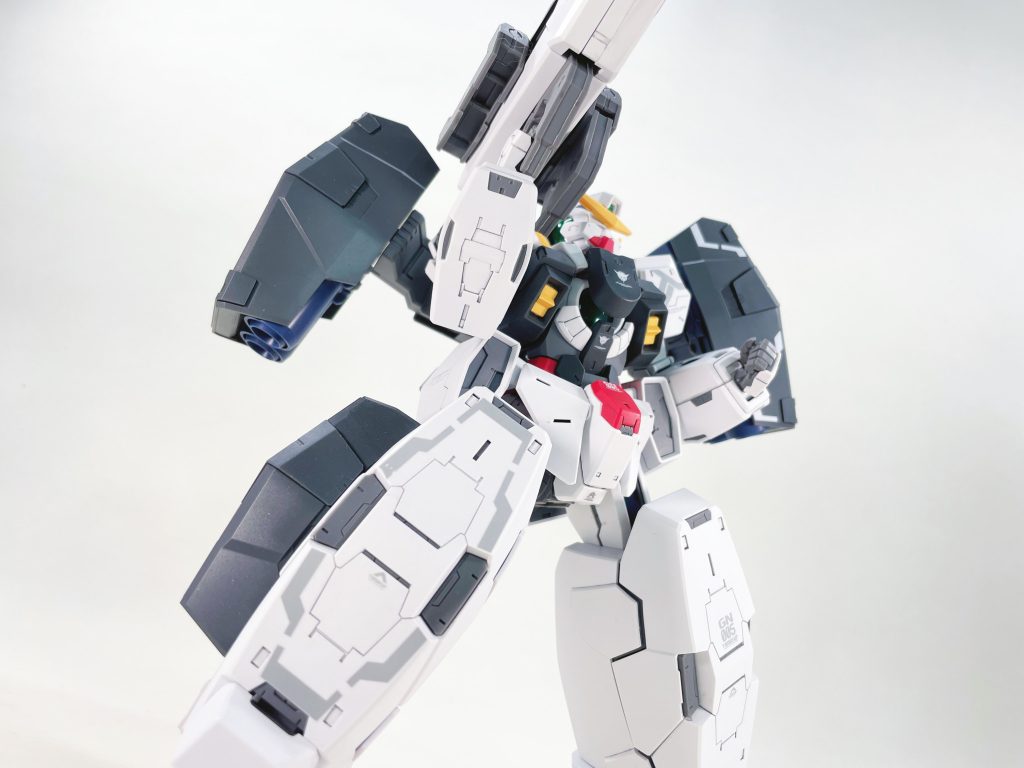 その他は墨入れ+水転写デカール+半光沢トップコート・クリアパーツ未塗装で仕上がりました。