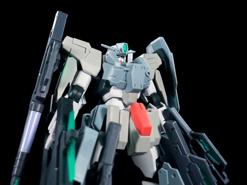 HGBFの本機はHG00のケルディムキットをベースに新規武装パーツを追加し本体カラーを変更したもので、アップグレード後も元キットの全パーツを保持するとともに、GNアサルトカービンが1丁追加付属しています。