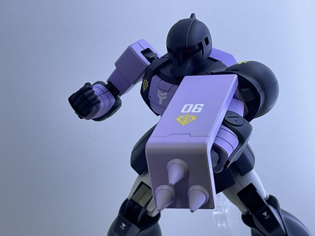 以下適切にポージング