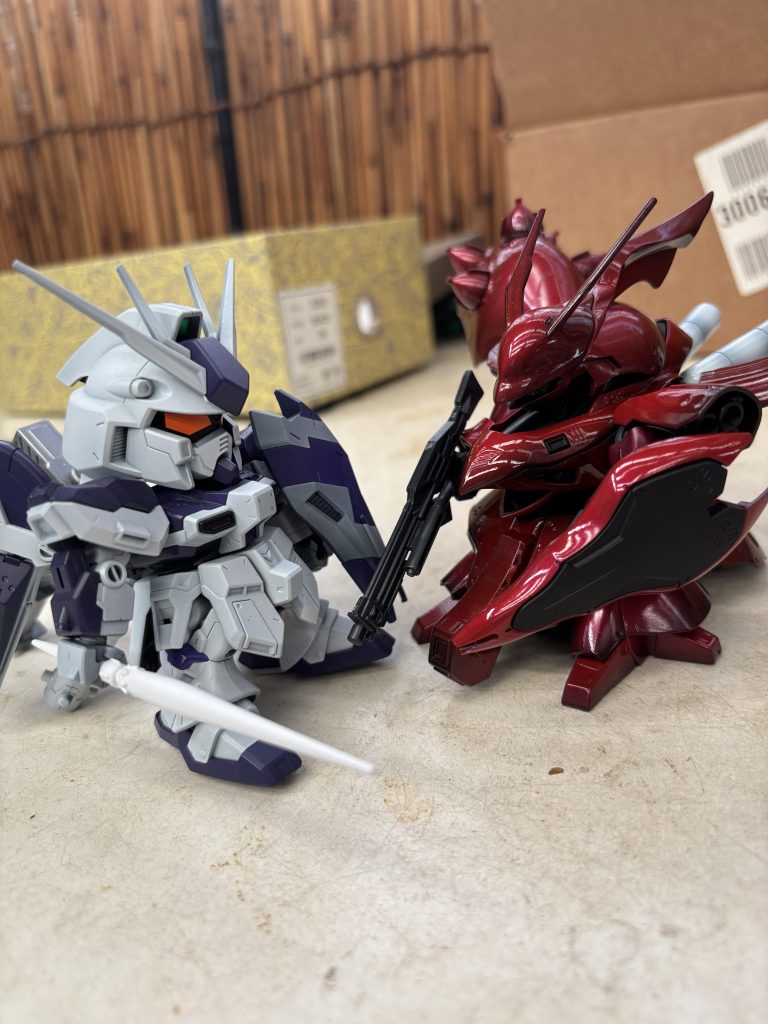 Hi-νガンダム–3枚目/制作者：sy