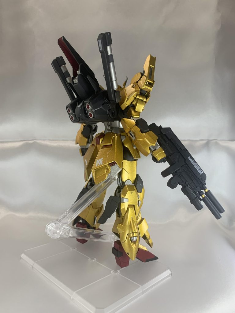 ビームライフル装備。