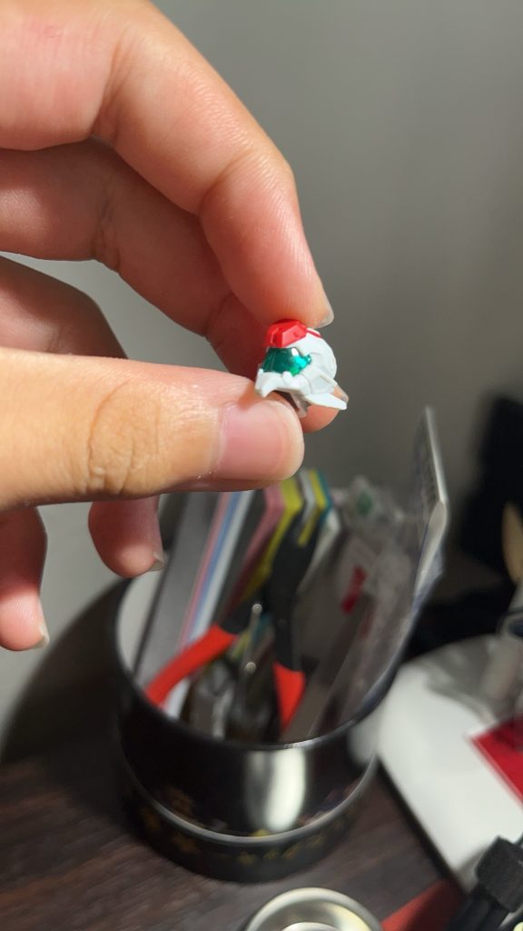 このキット！バイザーの中もしっかり再現してて！(zaku-kao6)