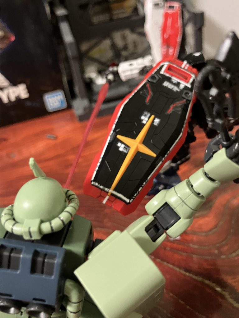 ガンダム「このまま串刺しにしてやるぜ!」ザク「クソ!ジークジオン!!!」ガンダム「オラァァァァァァ」