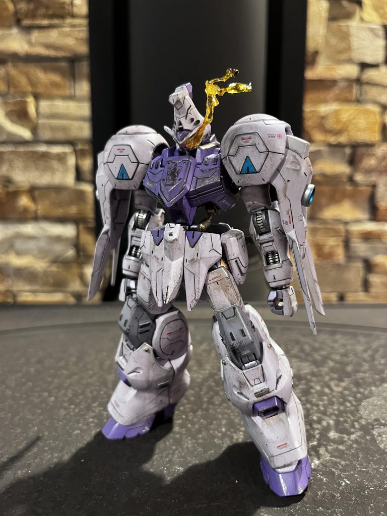 先ずは素立ちから！今回も鉄血機体なので気合いを入れて制作しました(​ *´꒳`*​)