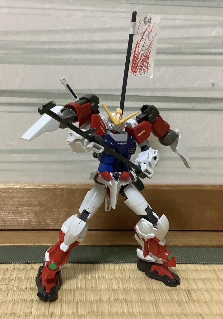 ランナーから武器を製作。鎌みたいなくわみたいな物になりました。(でもこれはこれでいいかも)