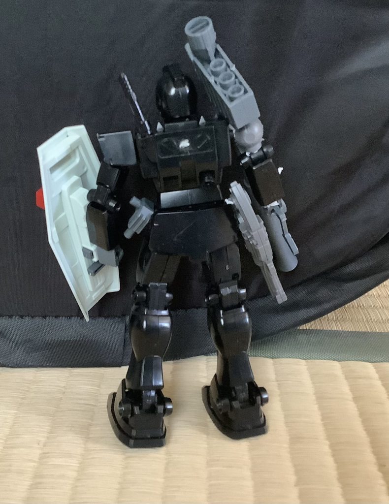 ジムの後ろです。