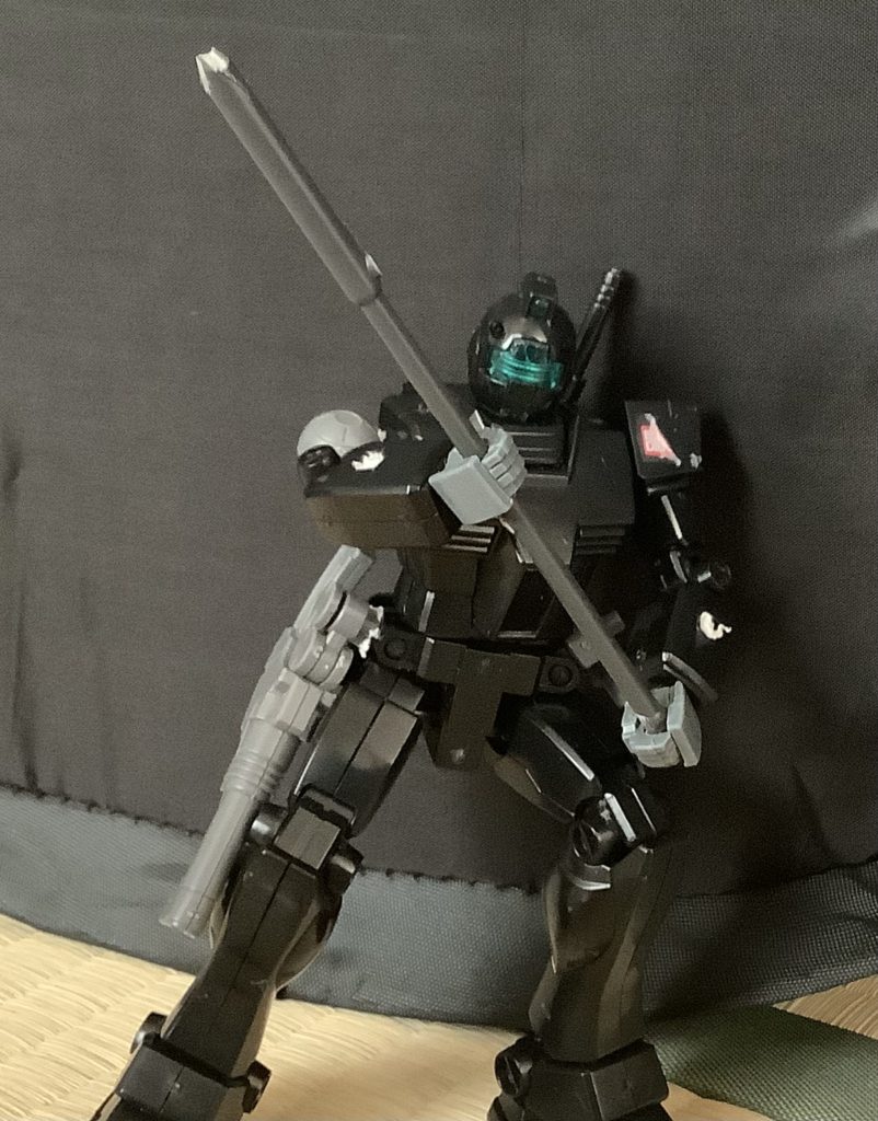 ランナーから自作。武器無くなったからその辺の鉄骨で作ったみたいにしてみました。(鉄血で似てるやつあったな)