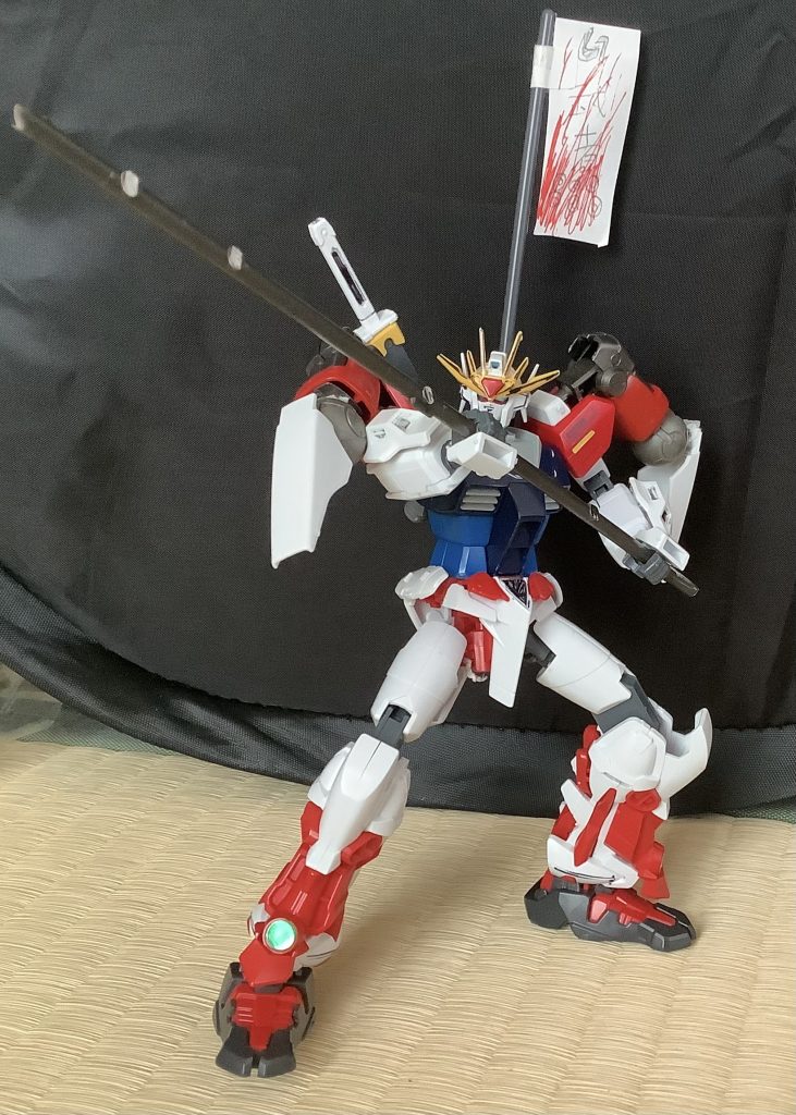 武器は、ランナーから作った薙刀。