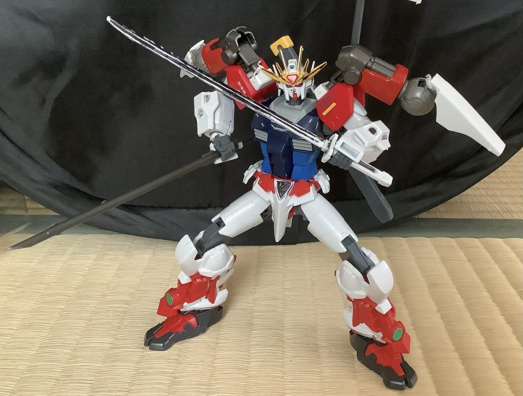 もちろん、刀も装備。