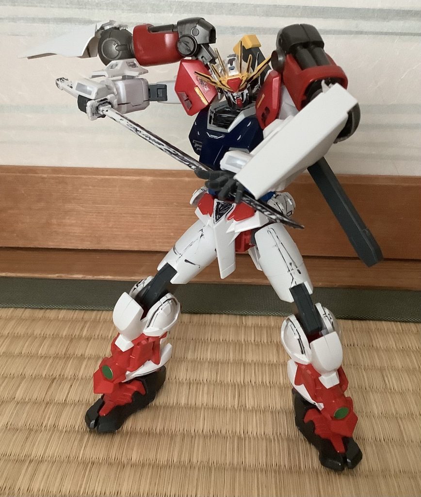 改などにも装備されている、小型シールド