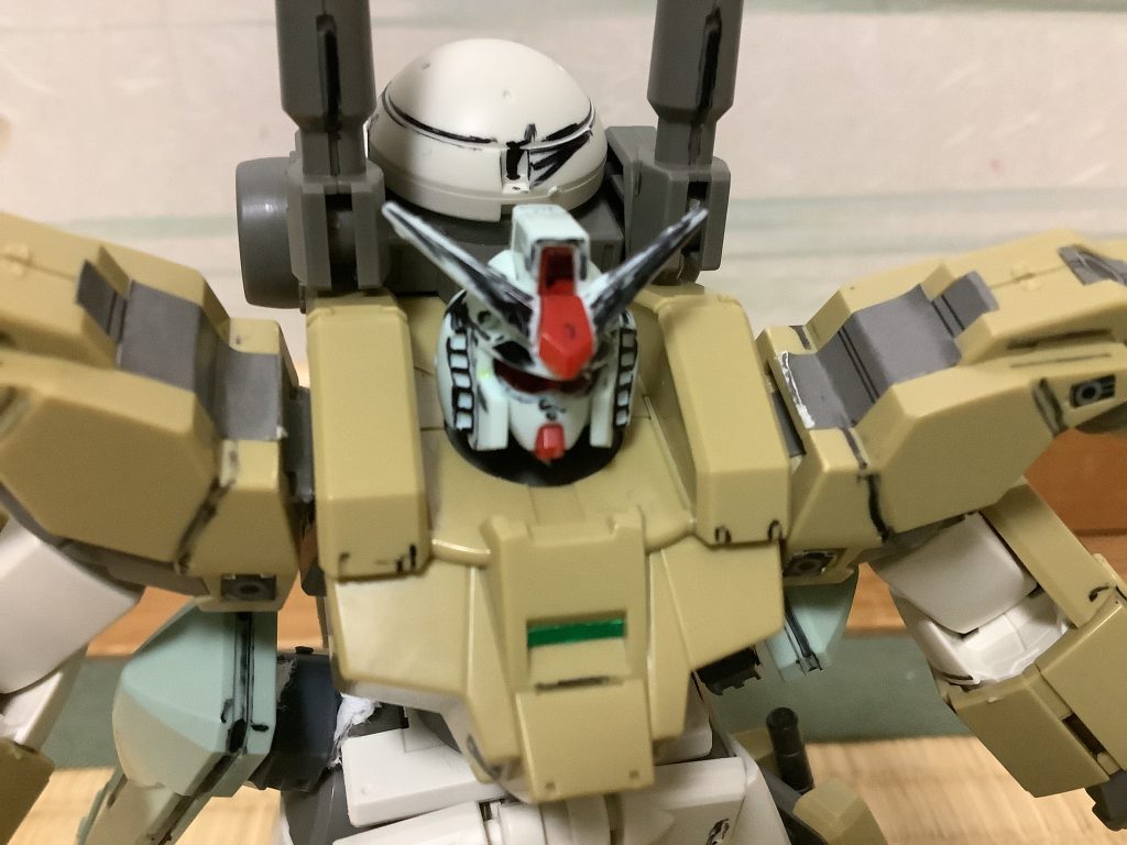 EGガンダムのヘッドパーツを加工